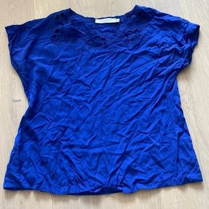 3 for $15! Solitaire Blue floral blouse top